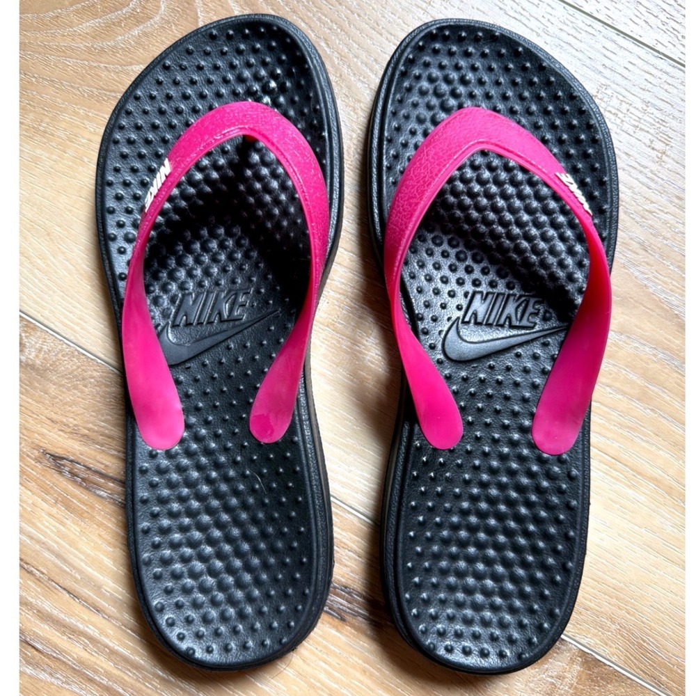 Nike Solay Sandals Thong Flip Flops Pink Black Womens 7 Beach Sporty Waterproof